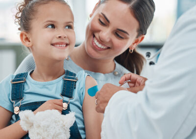 Kindermedizin in Dachau Mutter mit Tochter